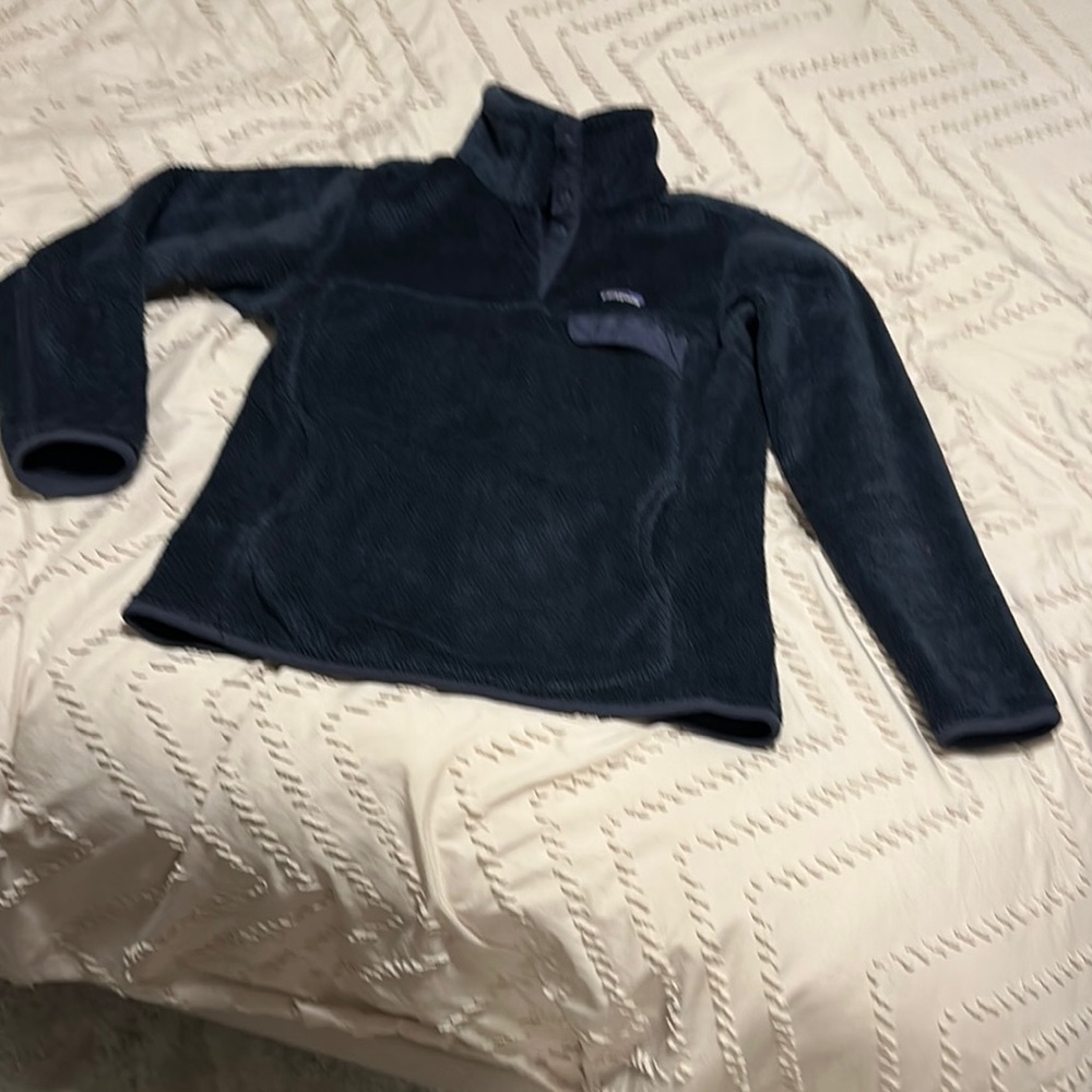 Patagonia navy blue Fleece Jacket